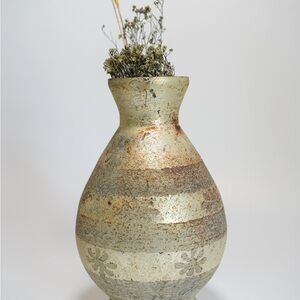 Home decor vase